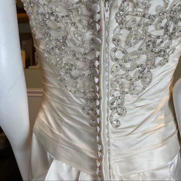 Enzoani Constanina “Bonnie” Bridal Gown Silk Dupioni Strapless Beaded A-Line - Picture 9 of 12